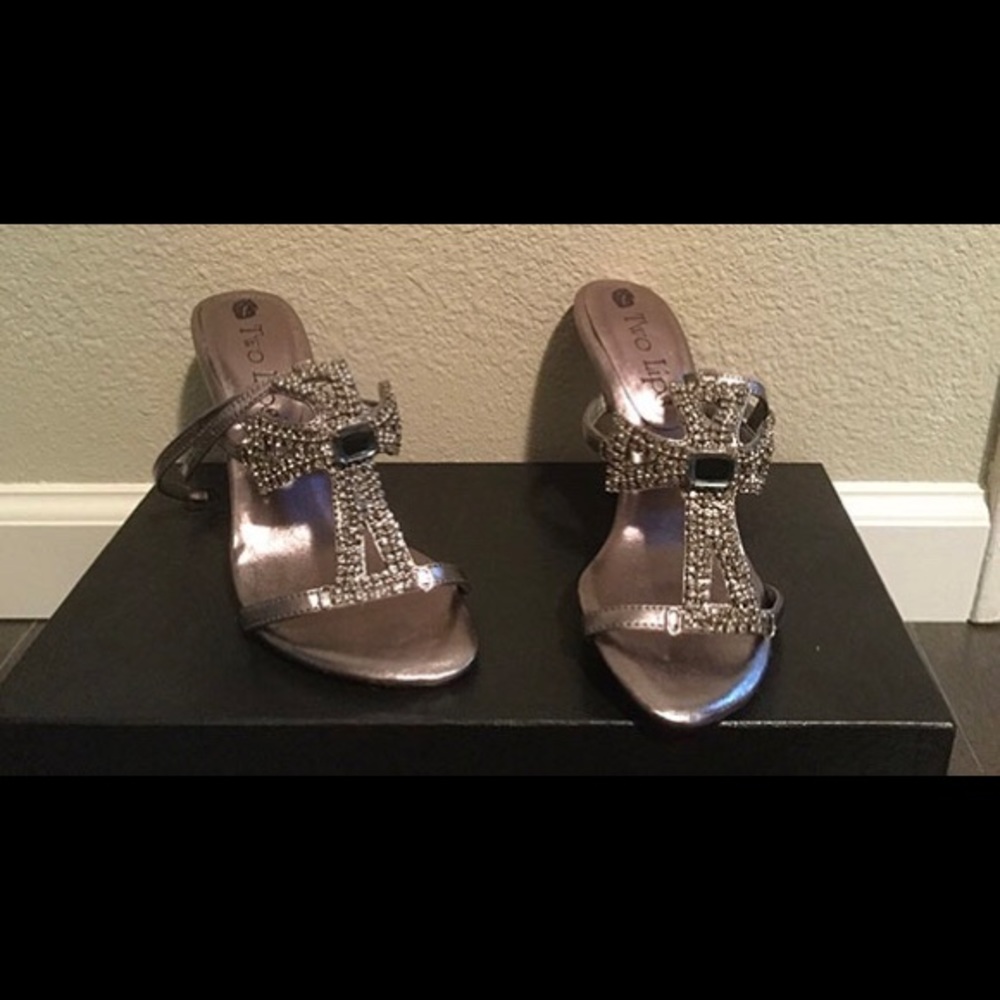 Crystal and bronze cross shoes